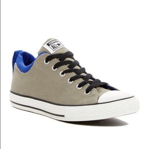 Boys Converse Gray Size 5